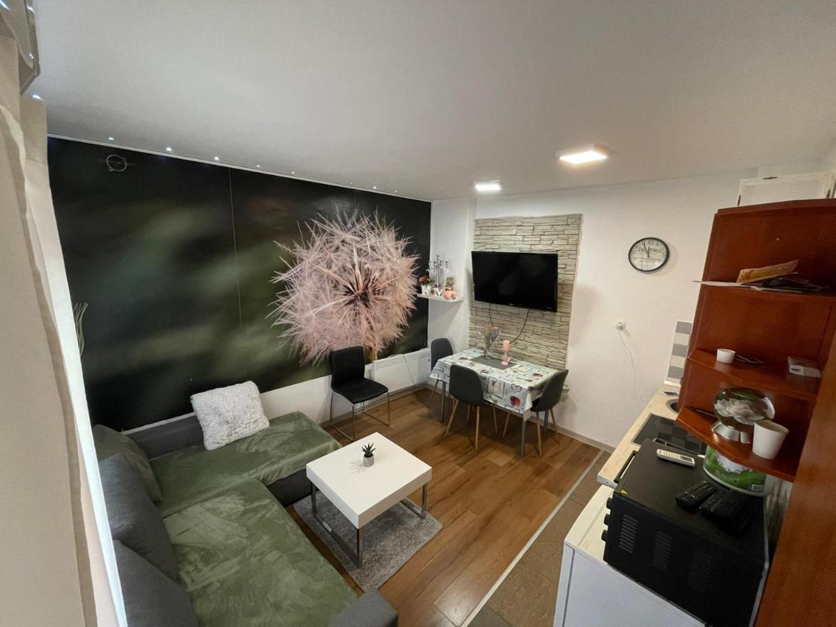 Cozy 1B Apartment Vera-Self Check In Zagreb Extérieur photo